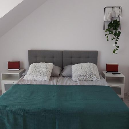 Pokoje I Apartamenty Matdar Mikołajki Zimmer foto